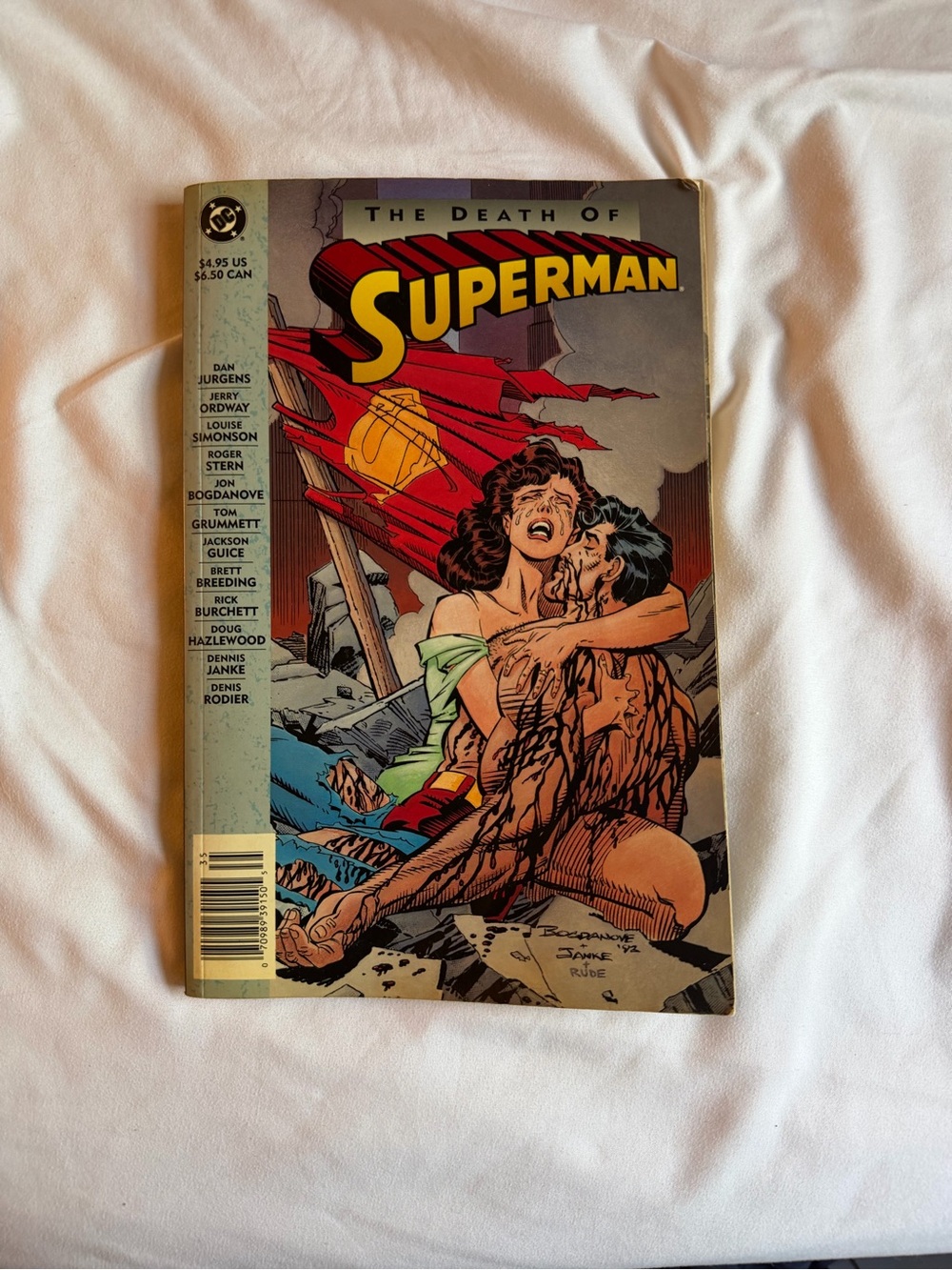 Dc comics vintage 1993 the death of superman paperback superhero comic book